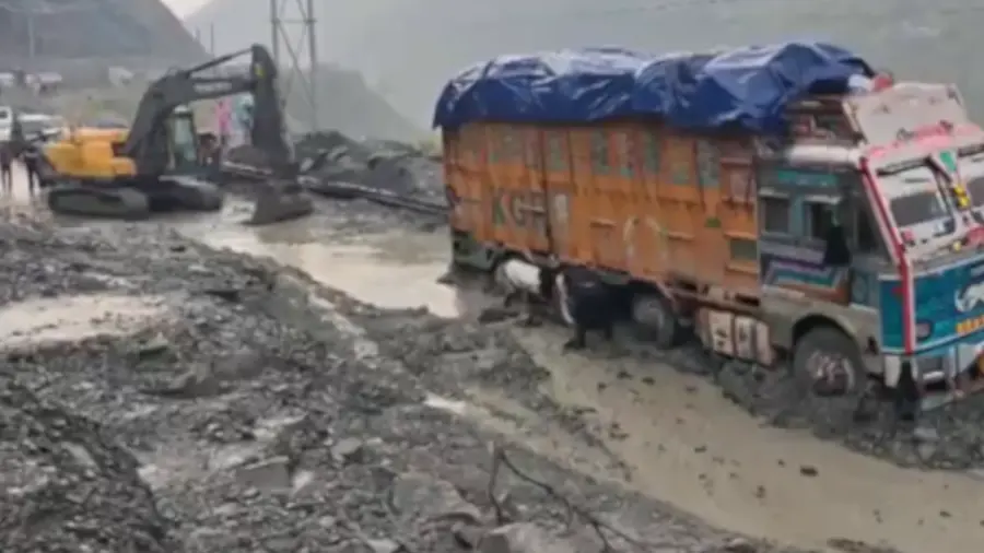 jammu landslide
