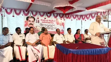 എം എ അഷ്റഫ് അനുസ്മരണ സമ്മേളനം സിപിഐ എം സംസ്ഥാന കമ്മിറ്റി അംഗം പി ജയരാജൻ ഉദ്ഘാടനംചെയ്യുന്നു