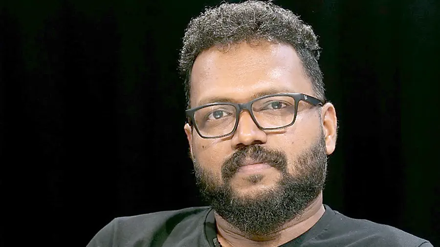 വി എസ് സനോജ്