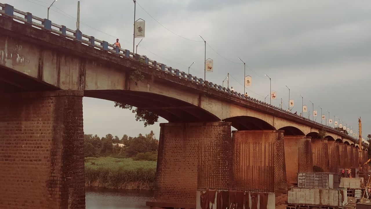 kalady bridge