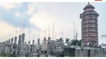 Construction of bus stand-cum-shopping complex stalled.