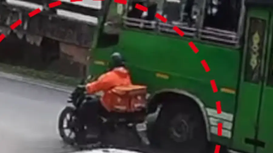 kalamassery accident