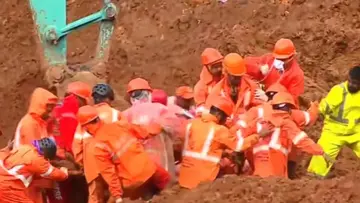 kalladi meppadi landslide