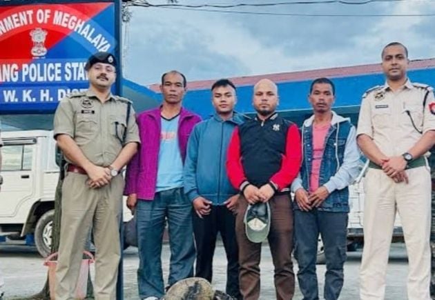 ഗുവാഹത്തിയിൽ  670 കിലോ കഞ്ചാവുമായി പിടിയിലായവർ
