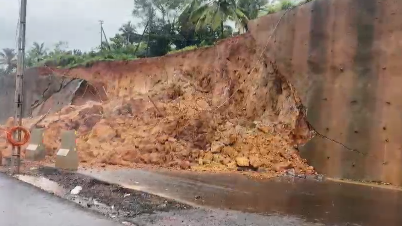 kasargod landslide