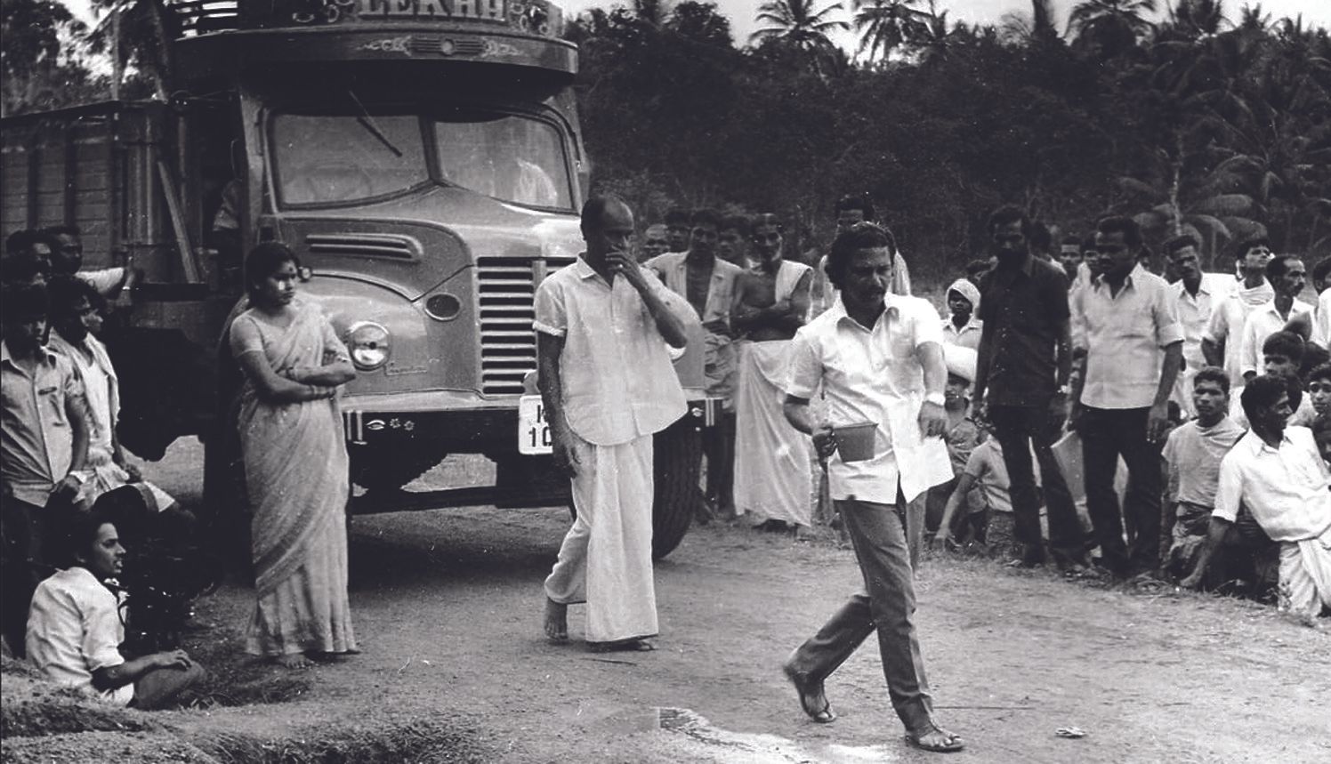 ‘കൊടിയേറ്റ’ത്തിന്റെ ലൊക്കേഷനിൽ കെപിഎസി ലളിത, ഗോപി, അടൂർ 