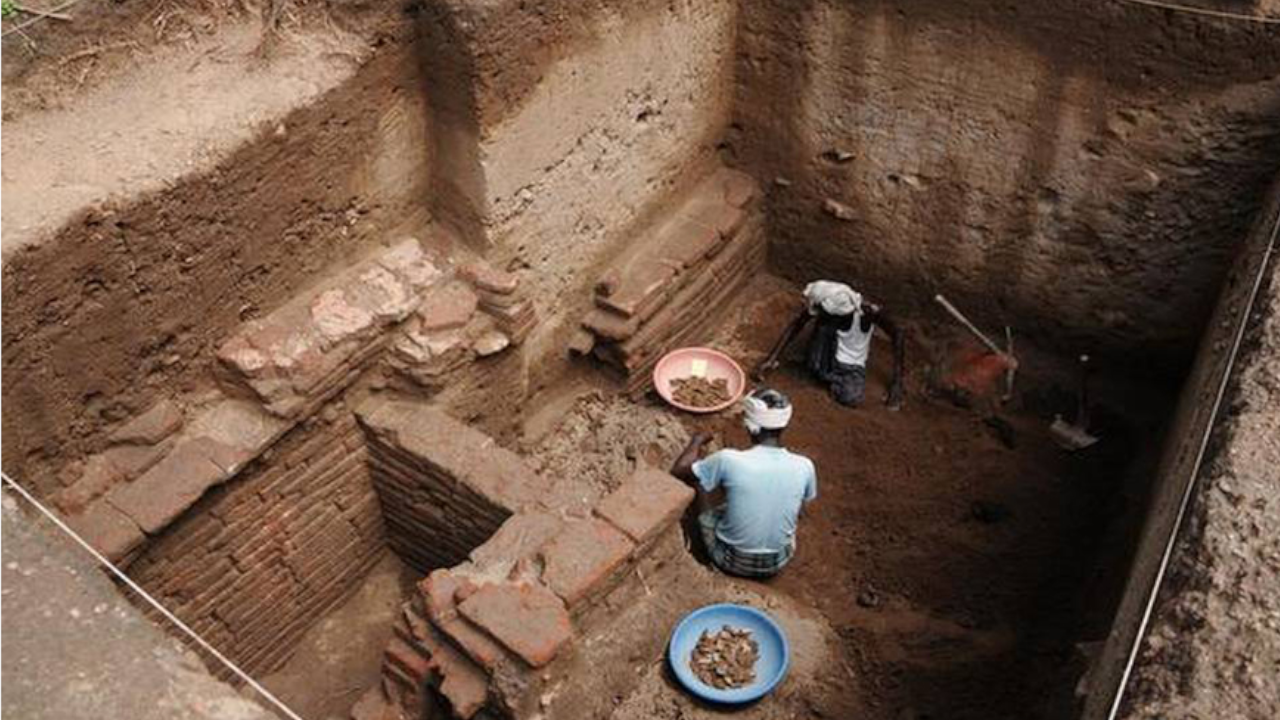 Keezhadi excavation
