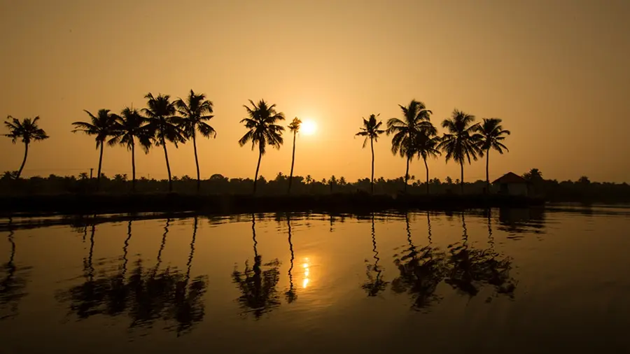 kerala piravi