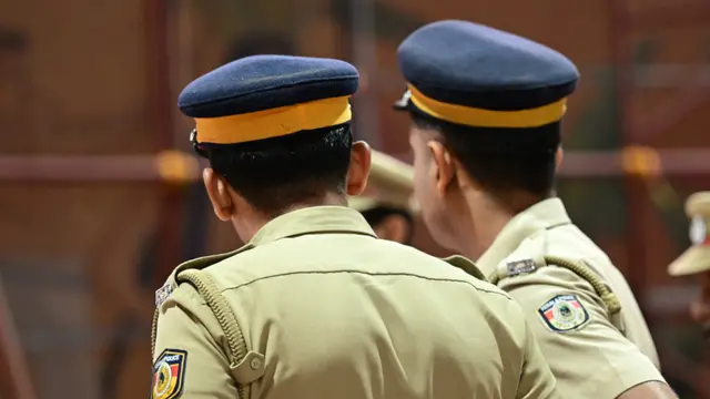 kerala police.jpg