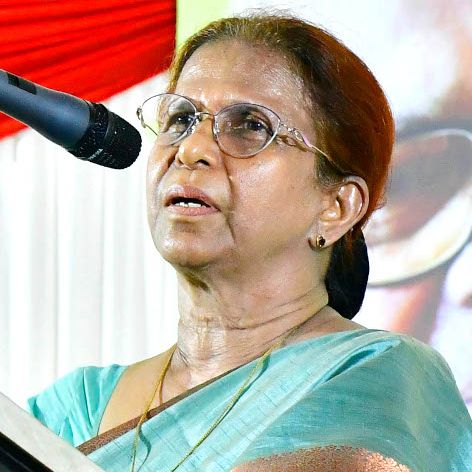 khadija mumthas.jpg