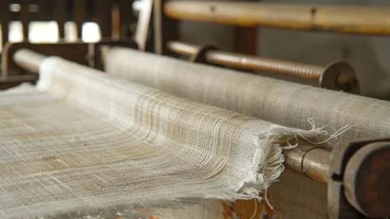 khadi weaving