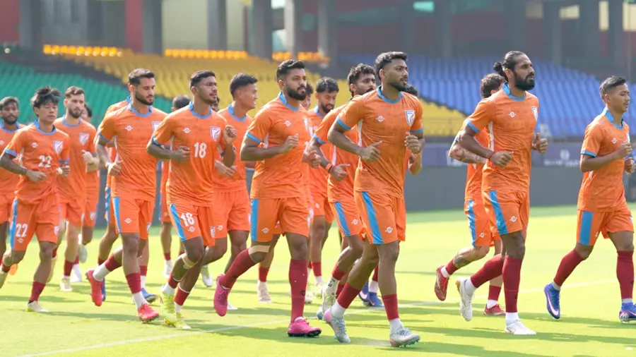 ഇന്ത്യൻ ഫുട്ബോൾ ടീം കലൂർ ജവാഹർലാൽ നെഹ്‌റു സ്റ്റേഡിയത്തിൽ പരിശീലനത്തിൽ/ ഫോട്ടോ: സുനോജ് നെെനാൻ മാത്യു