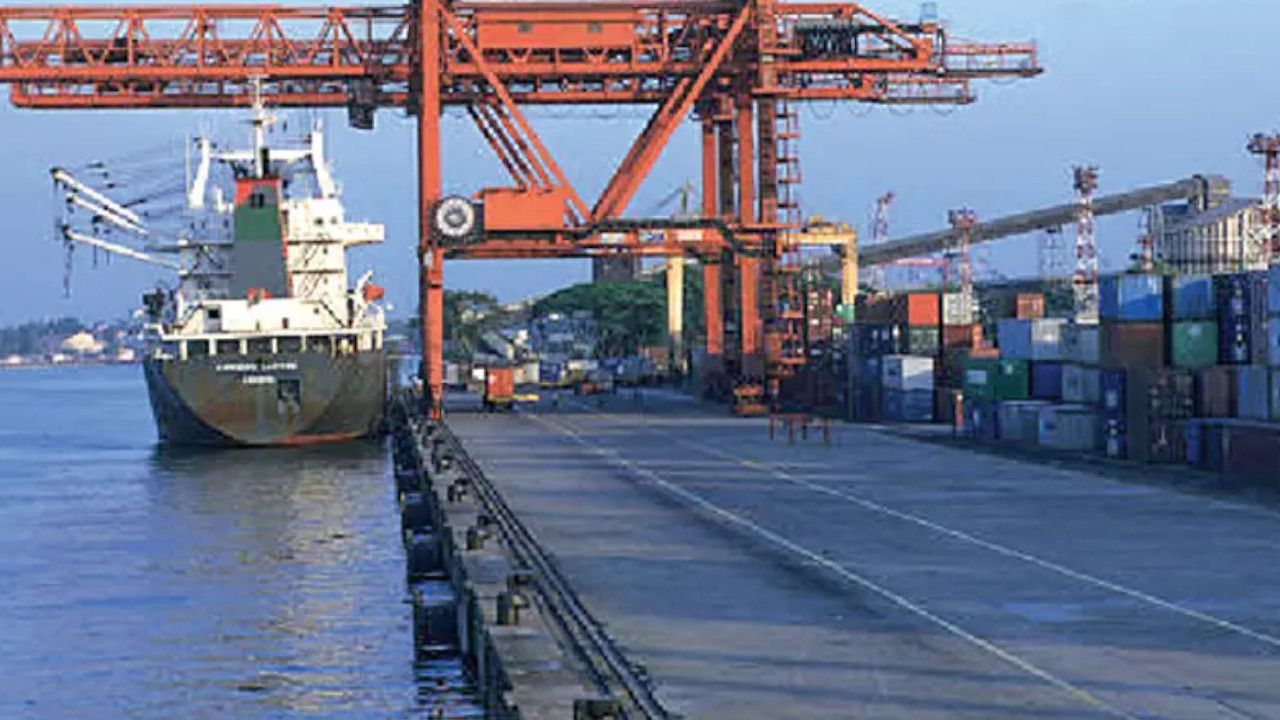kochi port.jpg