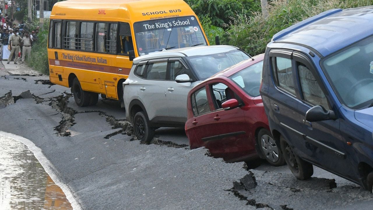 kollam national highway collapse 
