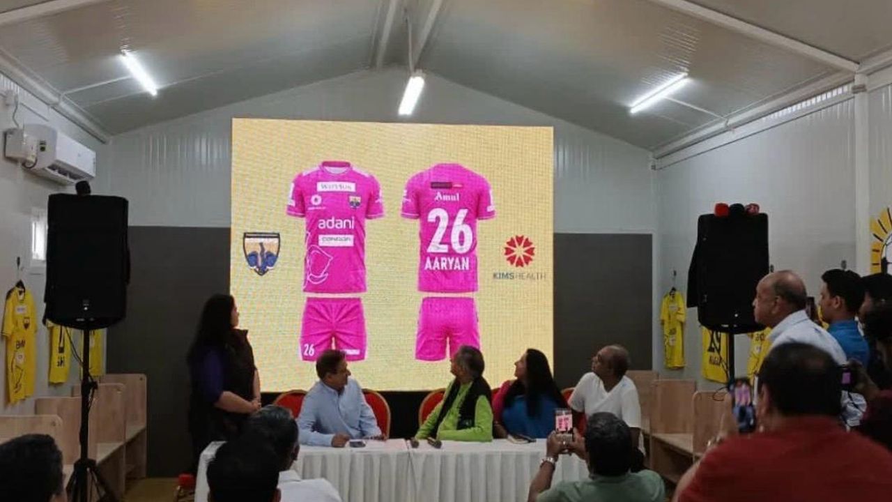 kombans pink jersey