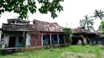 Koodam family Death