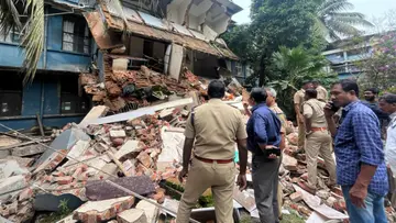 kottayam medical college building collapsed