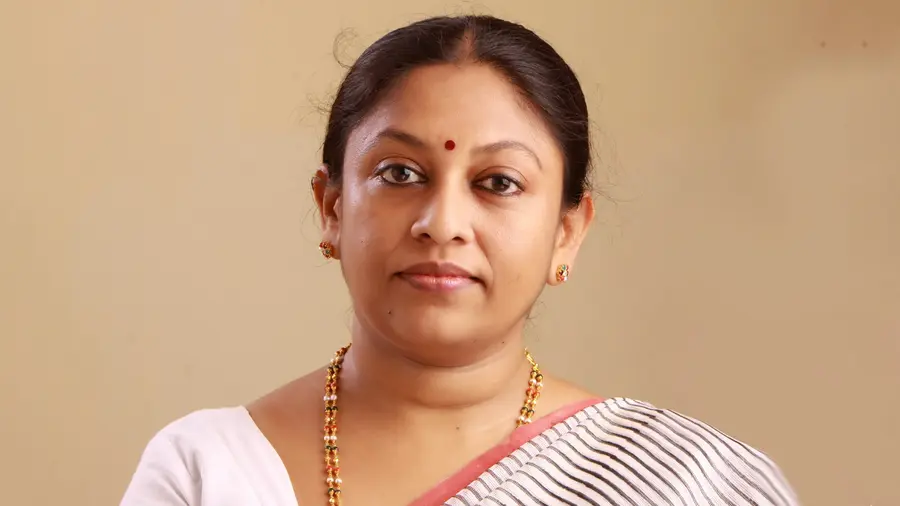  k r meera