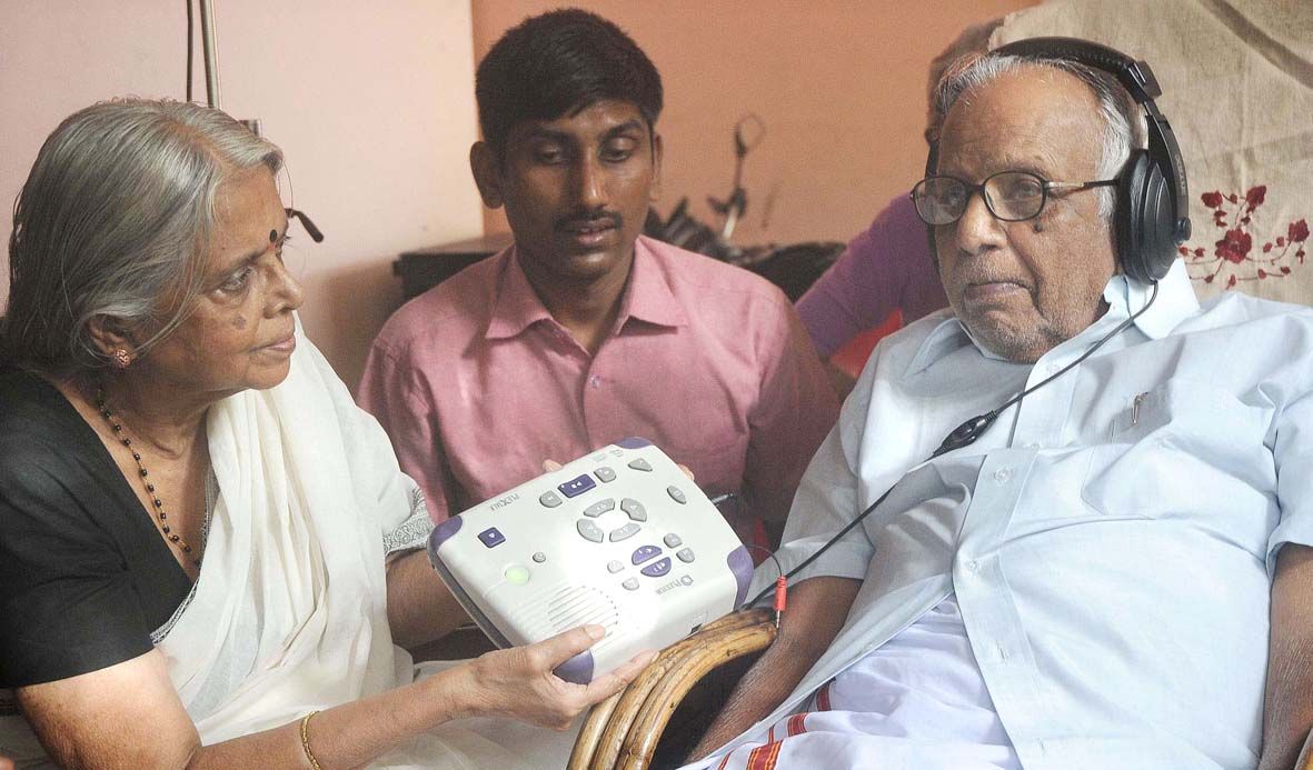സുഗതകുമാരിയും പി ജിയും