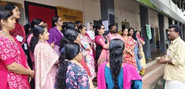 കെഎസ്ടിഎ പാലക്കാട് പുത്തൂർ ഗവ. യുപിഎസിൽ നടത്തിയ പ്രതിഷേധം സംസ്ഥാന വൈസ് പ്രസിഡന്റ്‌  എം എ അരുൺകുമാർ ഉദ്‌ഘാടനം ചെയ്യുന്നു