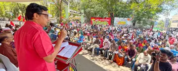 കെഎസ്ടിഎ നേതൃത്വത്തിൽ സിവിൽ സ്റ്റേഷനിലേക്ക് നടന്ന മാർച്ചും ധർണയും പി എ മുഹമ്മദ്‌ റിയാസ് എംഎൽഎ ഉദ്ഘാടനം ചെയ്യുന്നു