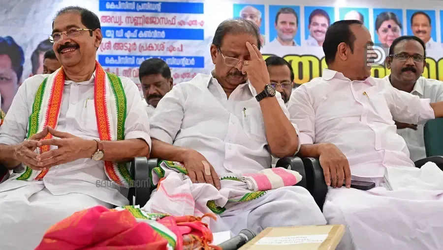 k sudhakaran photo story