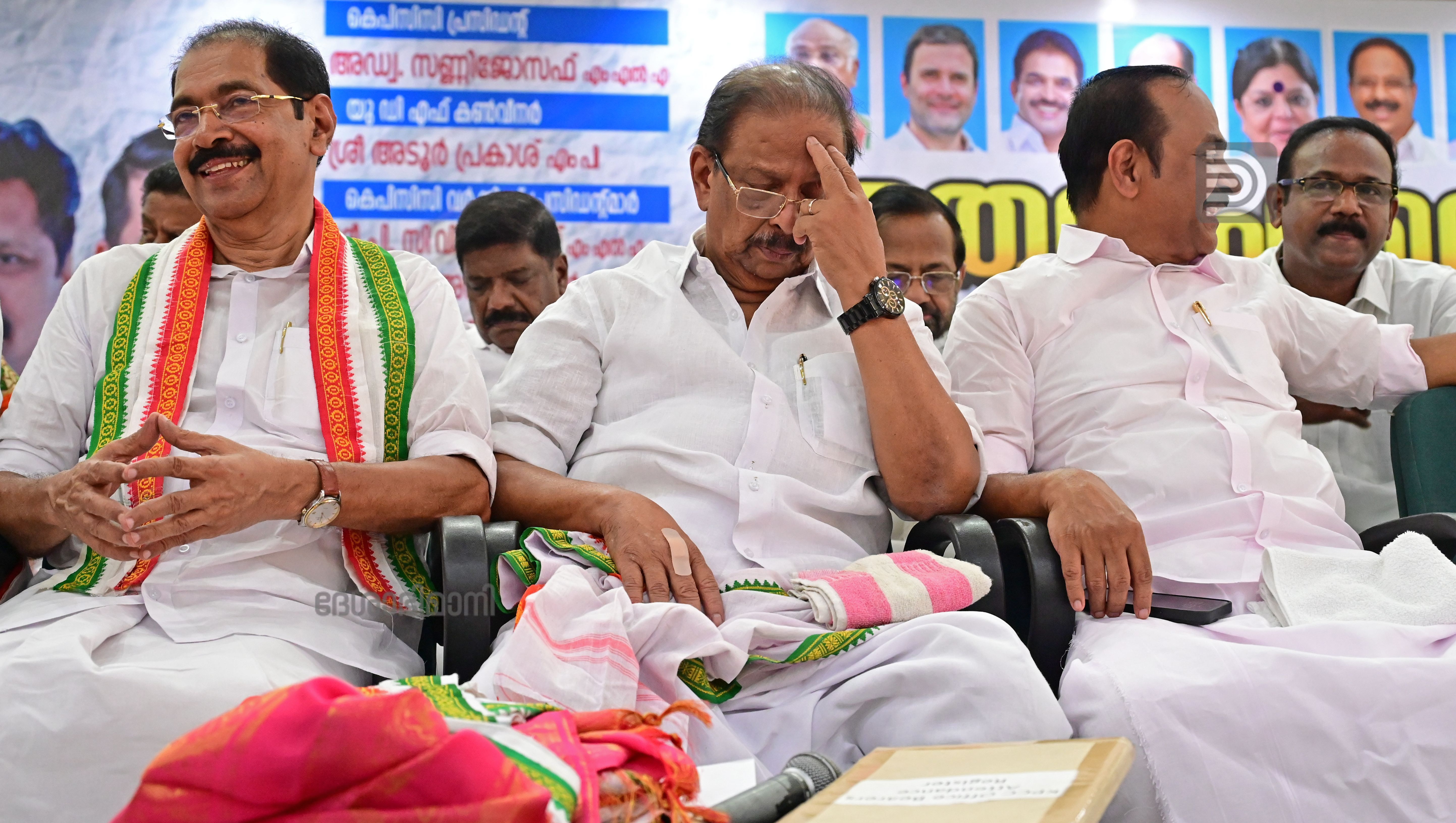 k sudhakaran photo story