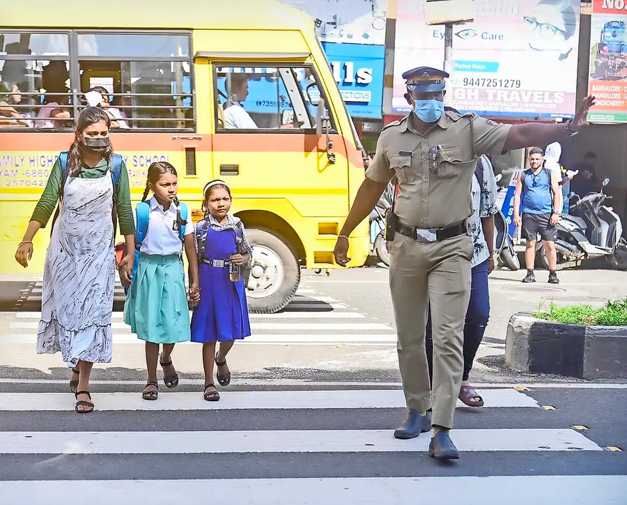 policinoppam spcyum ecisum