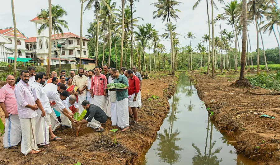 kerala karshakasangham aarambhikkunna samyojitha krishi