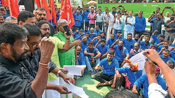 farmers and workers protest against labour codes
