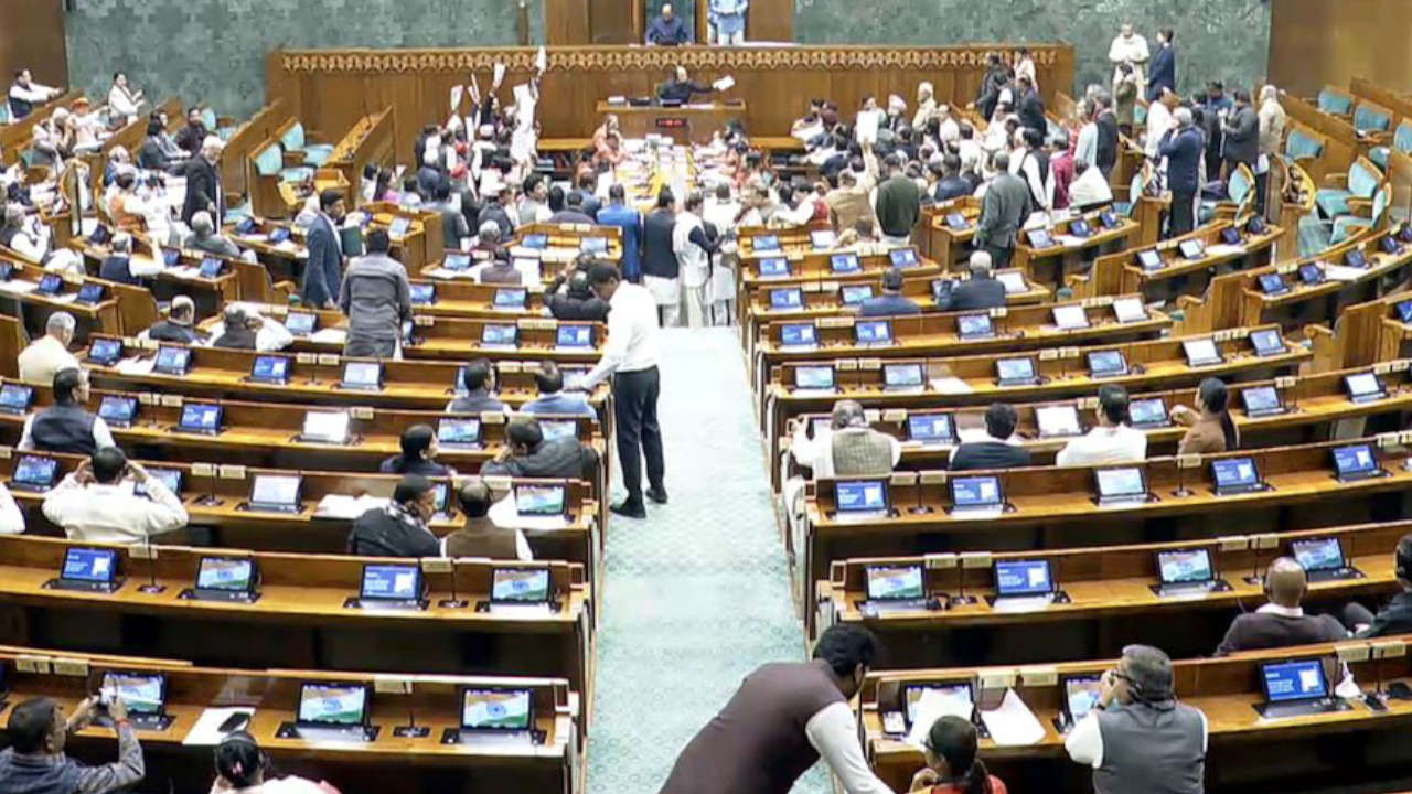 loksabha opposition protest