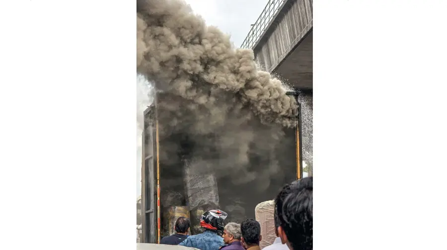 Parcel lorry caught fire.
