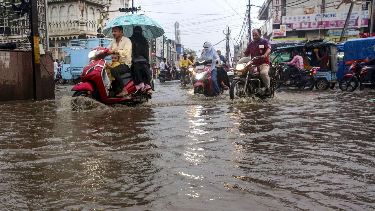 maharashtra gujarat rain Image Credit : PTI