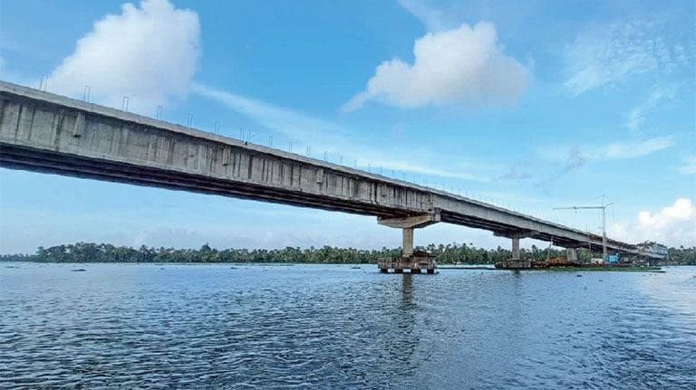 makkekadavu nerekadavu bridge