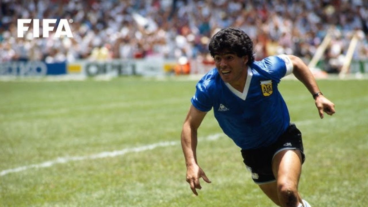 maradona 4.jpg