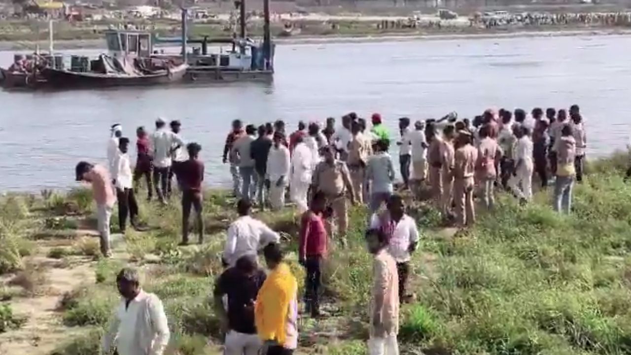 mathura boat accident