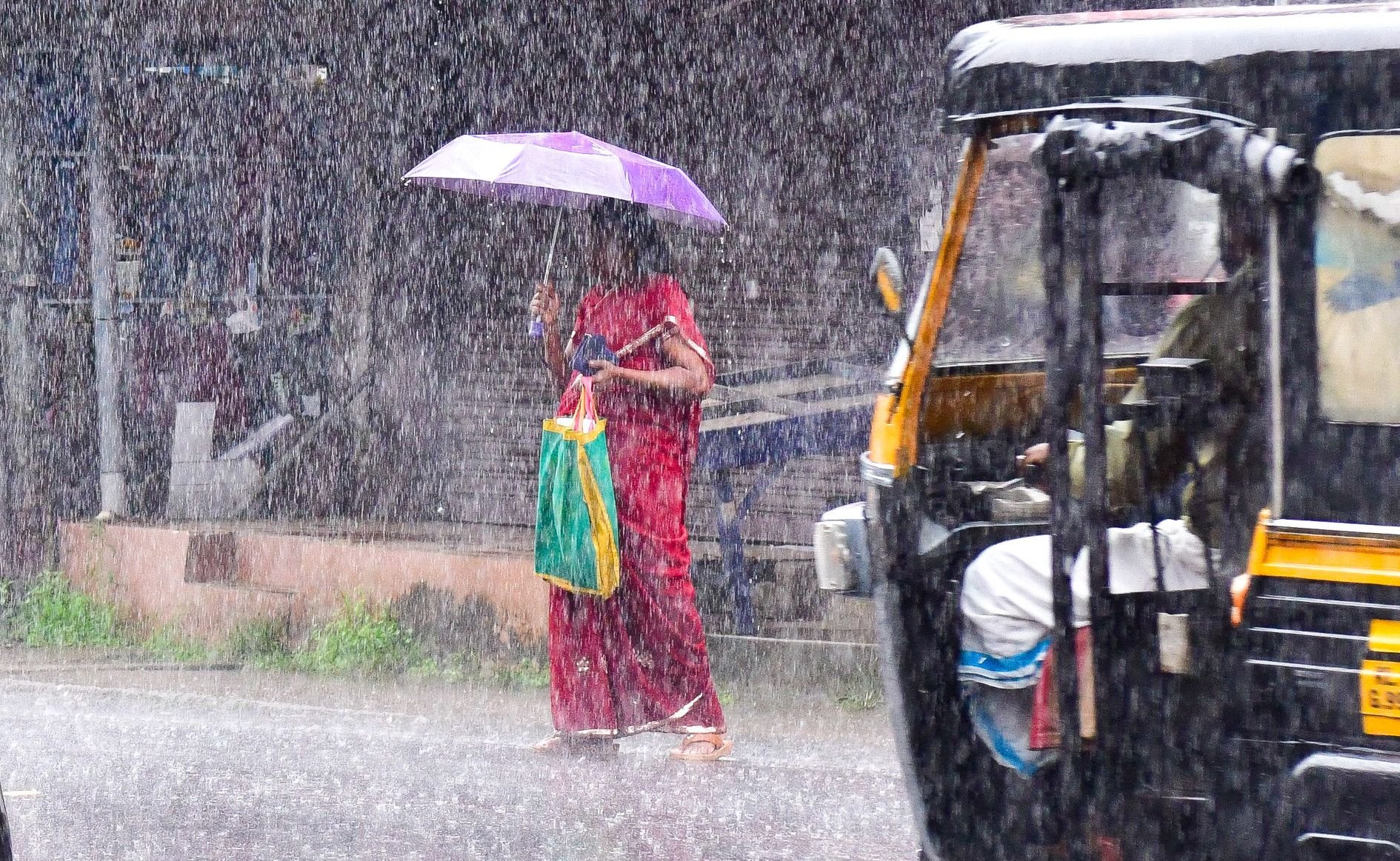 റെഡ്‌ അലർട്ട്‌