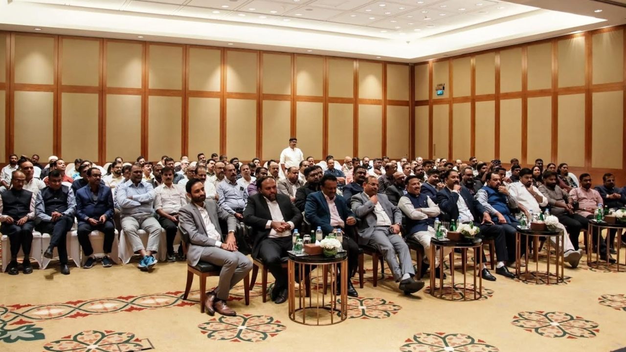 meeting with cm pinarayi vijayan at kuwait