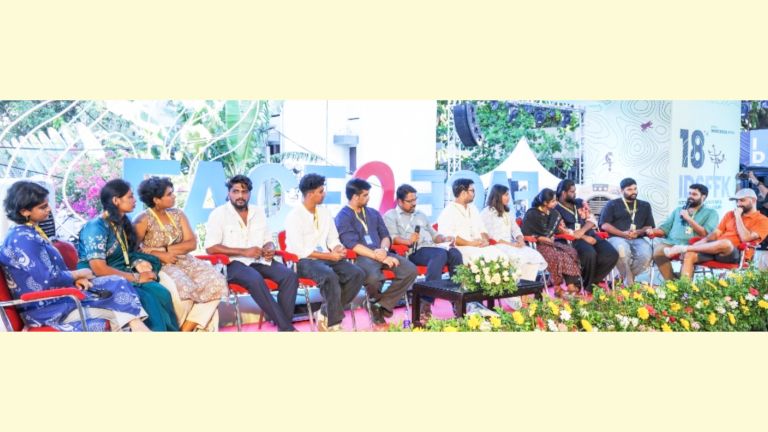 രാജ്യാന്തര ഡോക്യുമെന്ററി, ഹ്രസ്വചലച്ചിത്ര മേളയോടനുബന്ധിച്ചു നടത്തിയ ഫെയ്‌സ് ടു ഫെയ്‌സ് പരിപാടിയിൽനിന്ന്‌