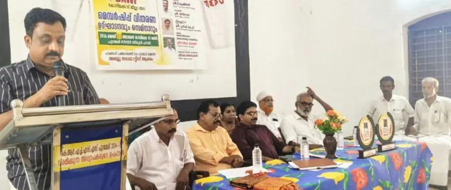 പുറമേരിയിൽ ഡിഎഡബ്ല്യുഎഫ് മെമ്പർഷിപ് വിതരണവും സെമിനാറും  കെ പി പ്രദീഷ് ഉദ്ഘാടനംചെയ്യുന്നു