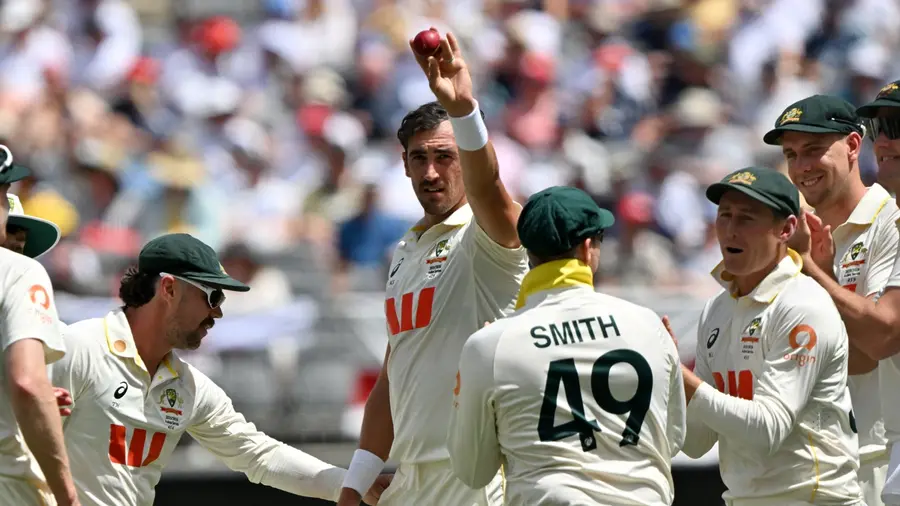 mitchel starc in ashes test