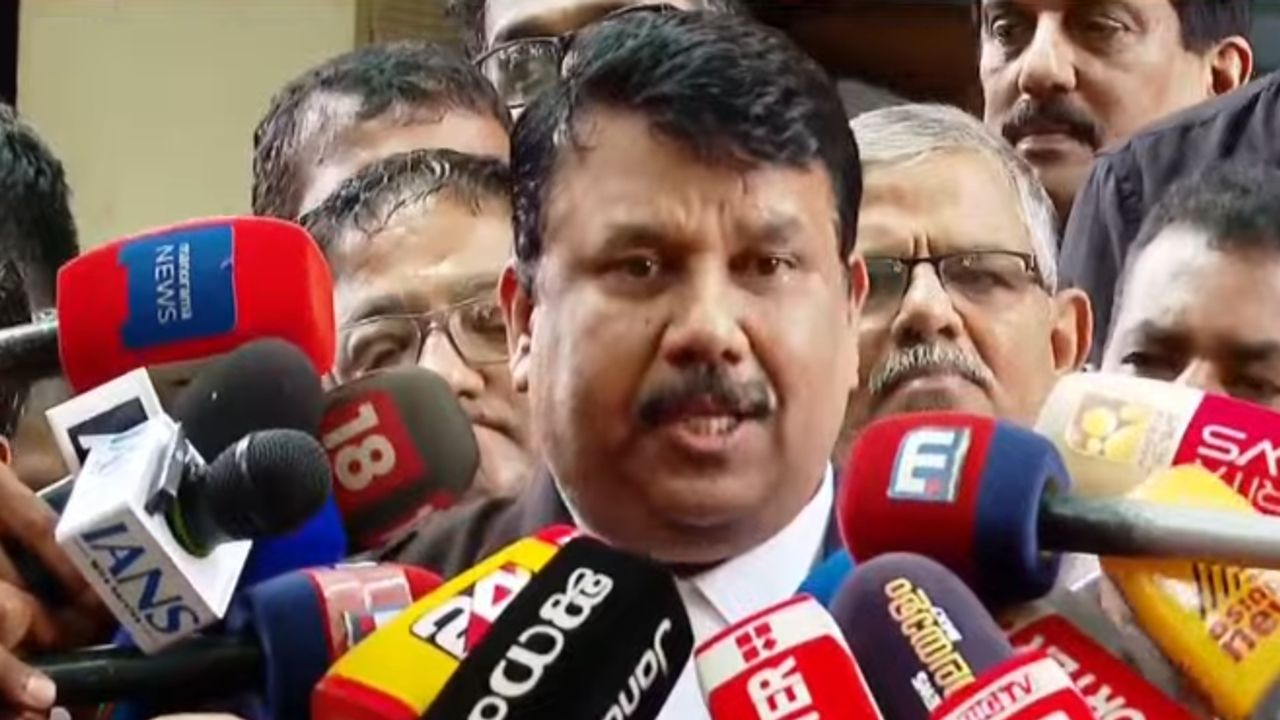 m j vijayakumar nenmara double murder