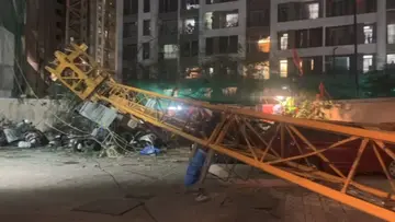 mumbai crane collapse