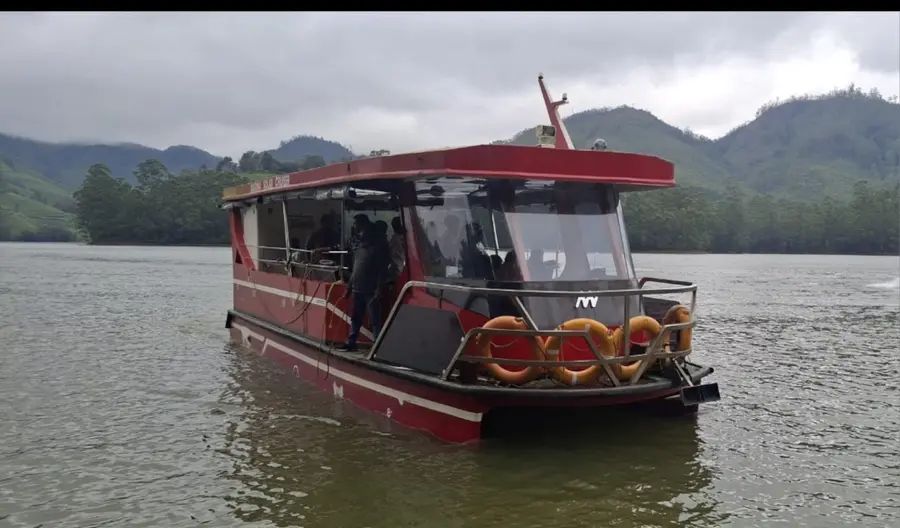 ബോട്ടിങ്