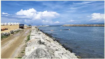 fishermen frustrated.