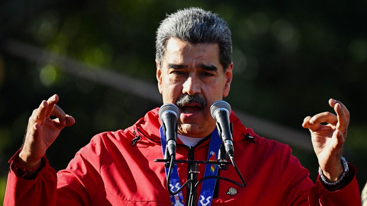 nicolas maduro.
