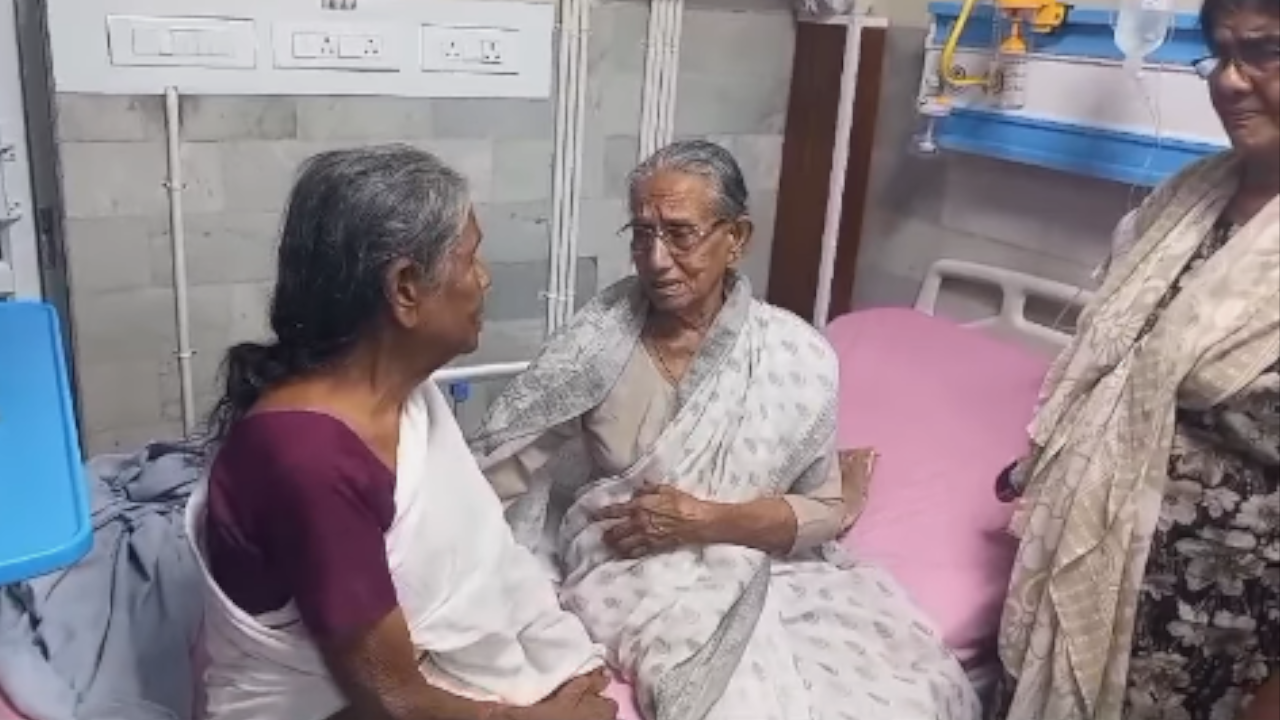 nilamboor ayisha visits indrani