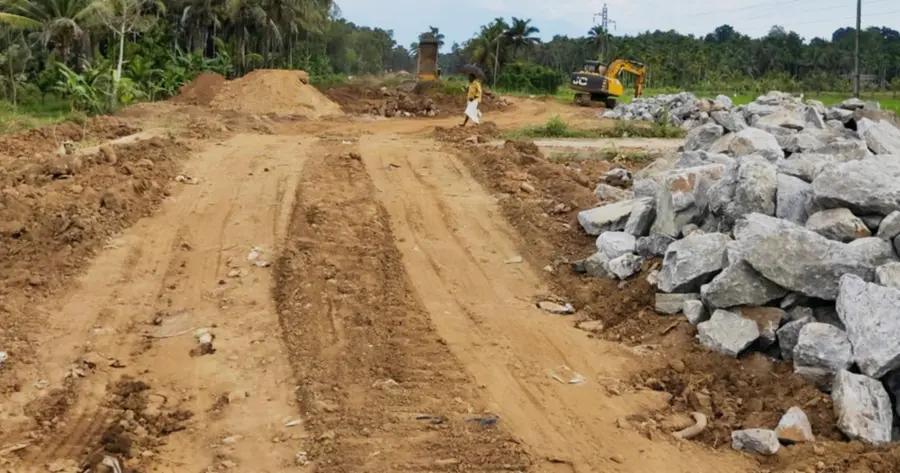 പ്രവൃത്തി പുരോഗമിക്കുന്ന നിലമ്പൂര് ബൈപാസ്