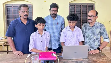 nilambur_school studente_little kites