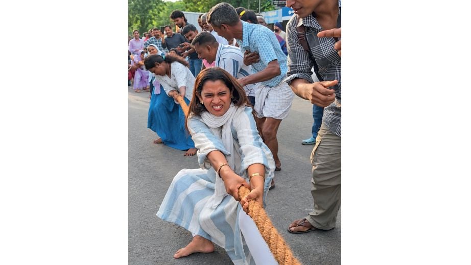 തൃക്കാക്കര നഗരസഭ നേതൃത്വത്തിൽ അഞ്ചുദിവസമായി വിവിധ വേദികളിലായി നടന്നുവന്ന ഓണാഘോഷ പരിപാടികൾക്ക് തിങ്കളാഴ്ച  കൊടിയിറങ്ങും. 